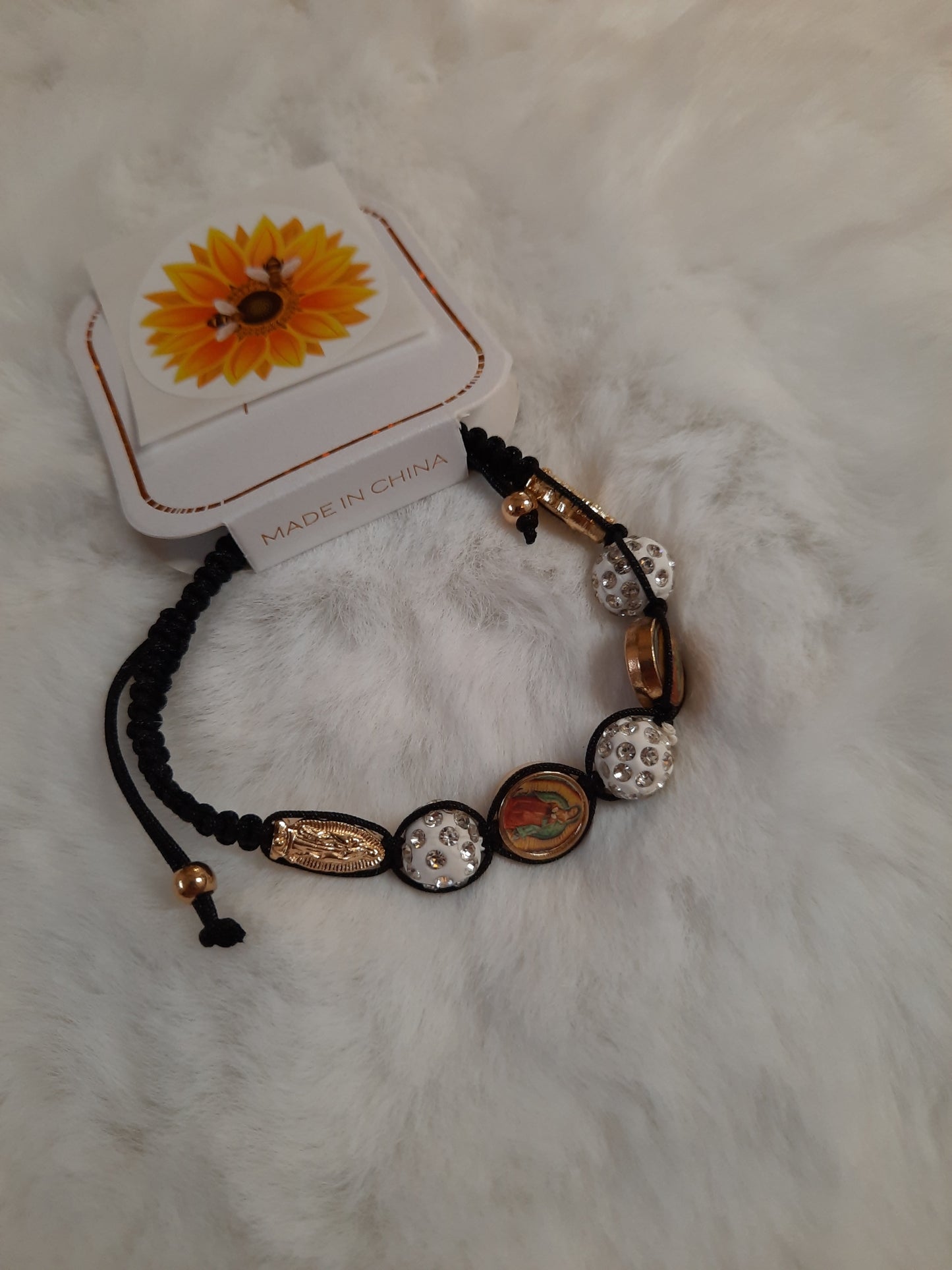 Virgencita bracelet (Woven string)